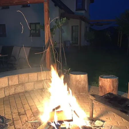 - Brana Sumavy Mountains Relax Or Sport Vila *